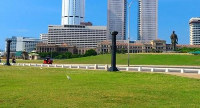 ගාලු මුවදොර පිටිය නිදහසේ කාලය ගතකිරීමට පමණයි